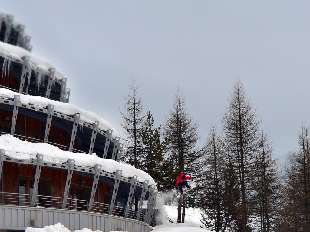 Hotel Shackleton Mountain Resort Sestrières Extérieur photo