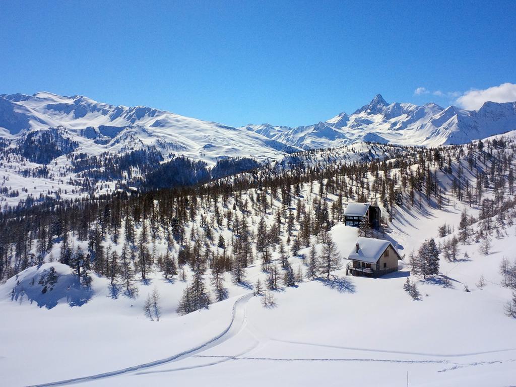 Hotel Shackleton Mountain Resort Sestrières Extérieur photo