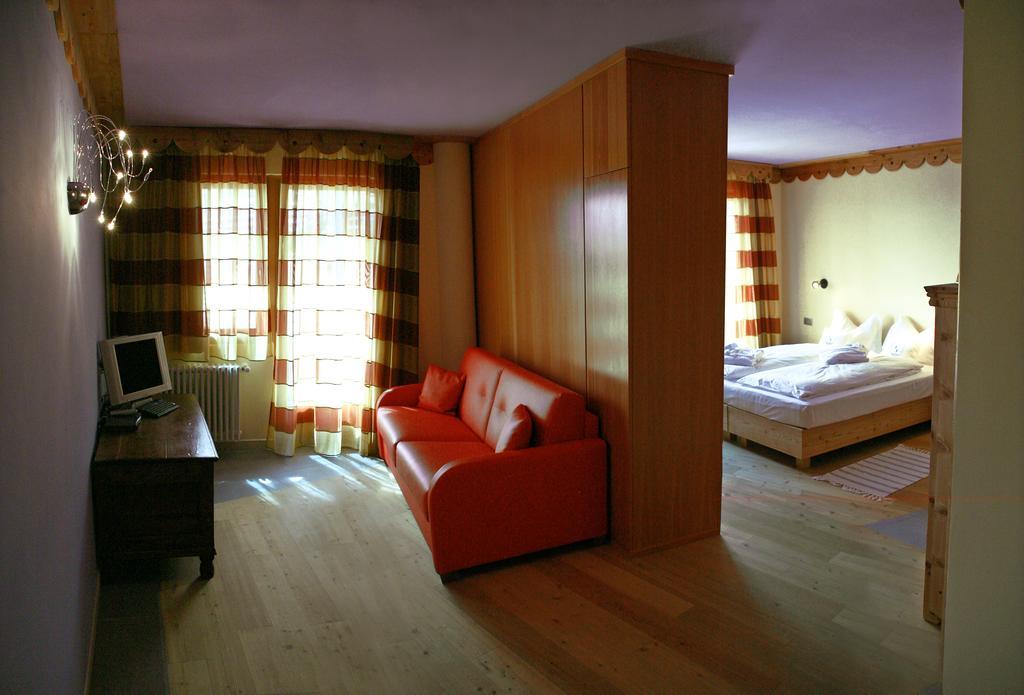 Hotel Shackleton Mountain Resort Sestrières Extérieur photo