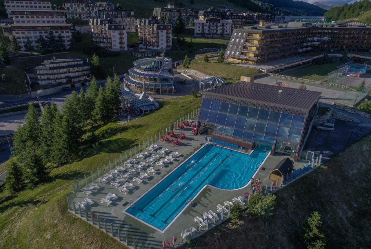 Hotel Shackleton Mountain Resort Sestrières Extérieur photo